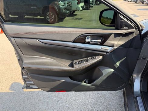 Used 2019 Nissan Maxima SR w/ Premium Package FWD image 7
