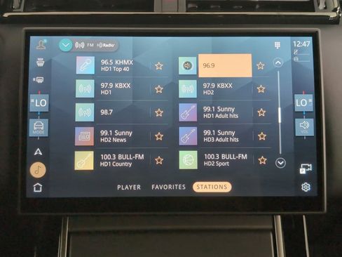 Used 2026 Land Rover Range Rover Velar S image 23