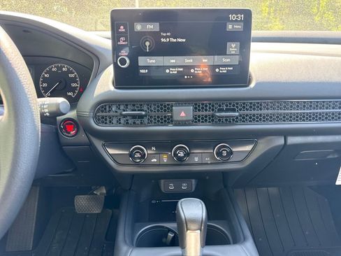 New 2026 Honda HR-V LX image 18