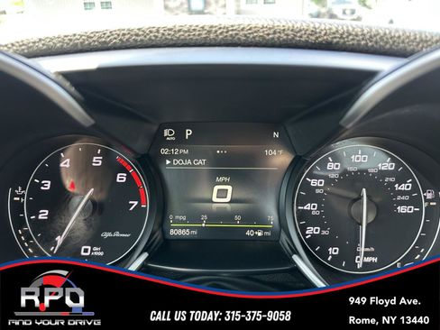 Used 2018 Alfa Romeo Giulia AWD image 16