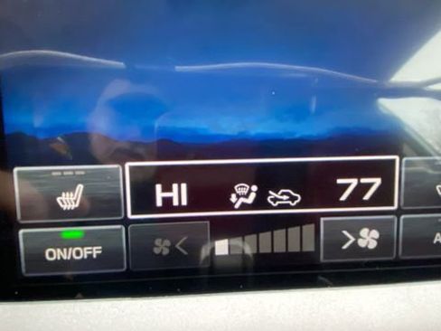 Certified 2025 Subaru Outback Premium image 28