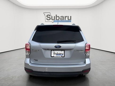 Used 2017 Subaru Forester 2.5i Premium image 6