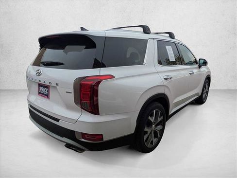 Used 2022 Hyundai Palisade SEL w/ Premium Package image 5
