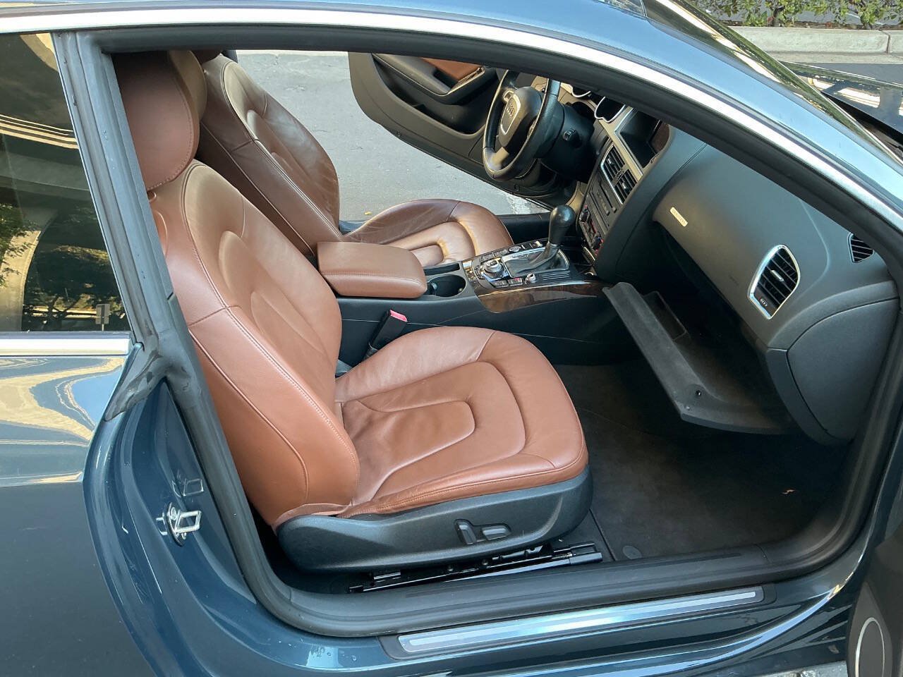Used 2009 Audi A5 3.2 AWD/4WD image 9