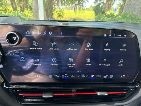 Used 2026 Chevrolet Silverado EV Trail Boss AWD/4WD image 85