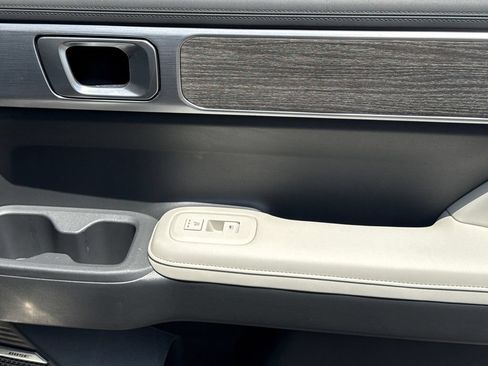 Used 2024 Hyundai Santa Fe Calligraphy FWD image 18