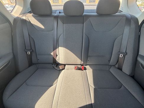 Used 2025 Kia K4 FWD image 37