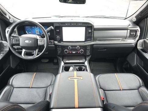 Certified 2024 Ford F250 Platinum image 9