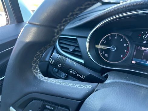 Used 2022 Buick Encore Preferred image 24