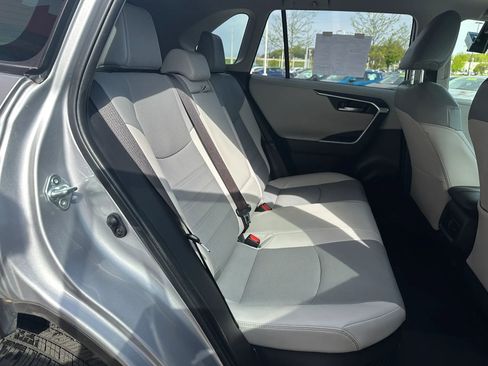 Used 2019 Toyota RAV4 Limited AWD/4WD image 13