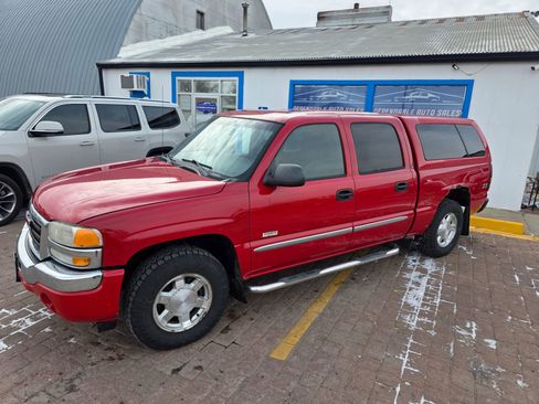 Used 2005 GMC Sierra 1500 SLE w/ Off-Road Package image 1