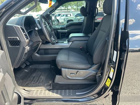 Used 2018 Ford F150 XLT w/ Equipment Group 302A Luxury AWD/4WD image 9