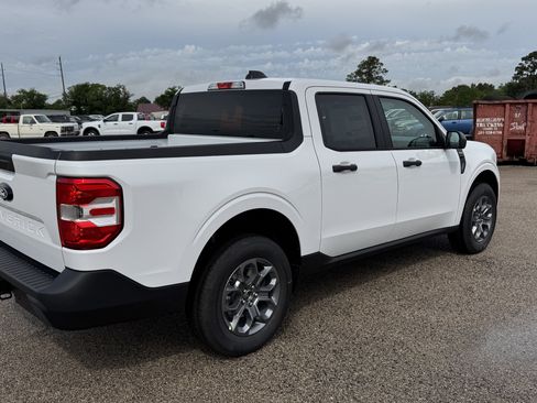 New 2026 Ford Maverick XLT AWD/4WD image 3