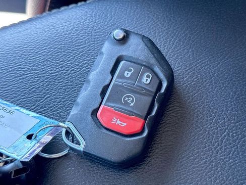 Used 2021 Jeep Wrangler Unlimited Sahara w/ Cold Weather Group image 34