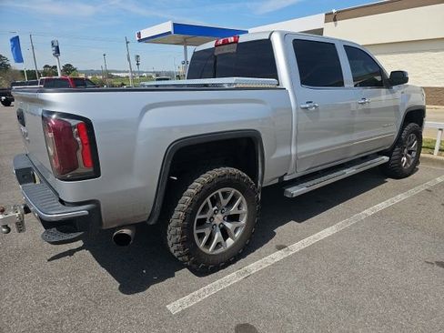 Used 2018 GMC Sierra 1500 SLT image 8