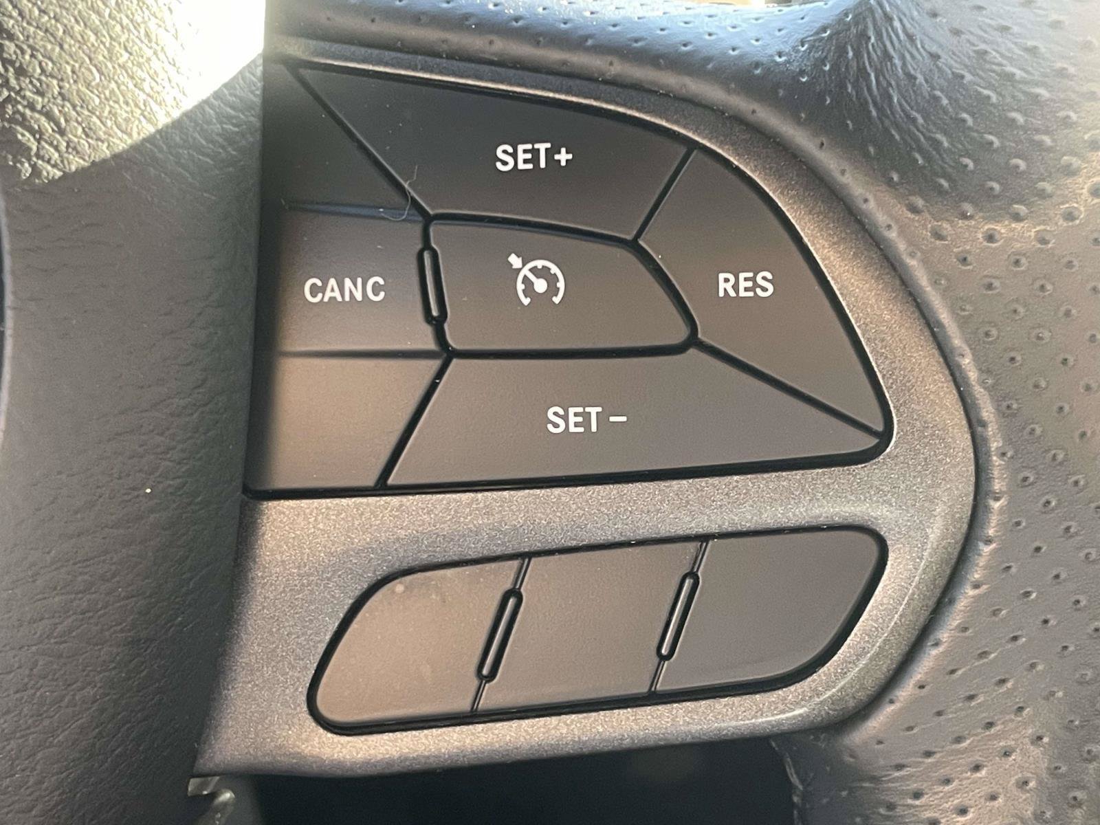 Used 2021 Dodge Durango R/T AWD/4WD image 25