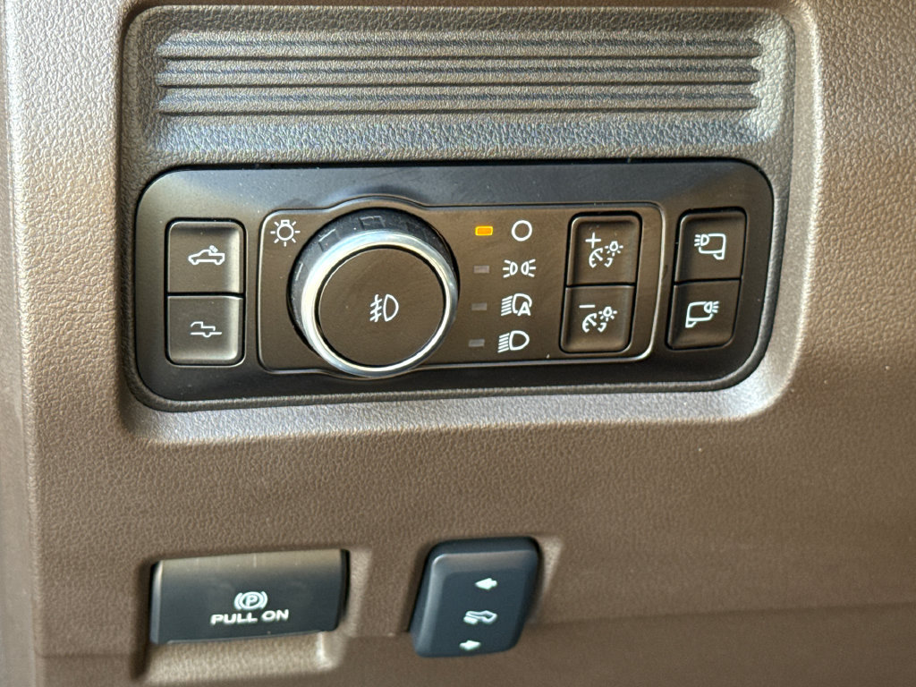 Used 2026 Ford F250 King Ranch w/ Chrome Package AWD/4WD image 24
