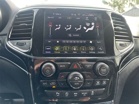 Certified 2021 Jeep Grand Cherokee Limited image 23