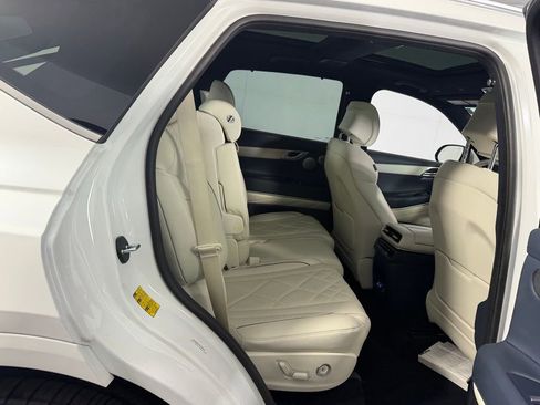 Used 2025 Genesis GV80 3.5T Prestige image 30