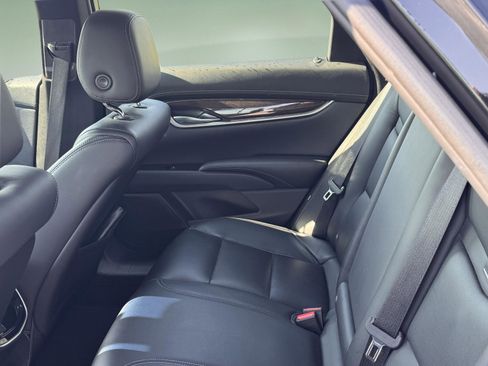 Used 2017 Cadillac XTS Luxury image 22