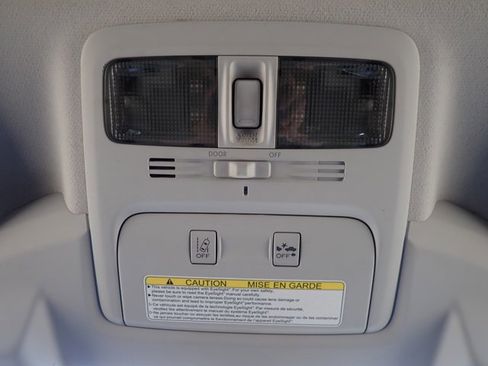 Used 2015 Subaru Forester 2.5i Premium image 23