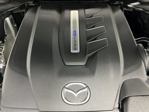 Used 2025 MAZDA CX-90 Plug-In Hybrid w/ Preferred AWD/4WD image 29
