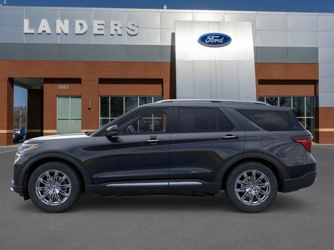 New 2026 Ford Explorer Platinum RWD image 3