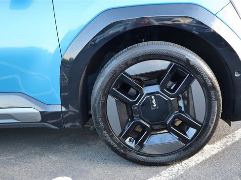 Used 2024 Kia EV9 GT-Line AWD/4WD image 11