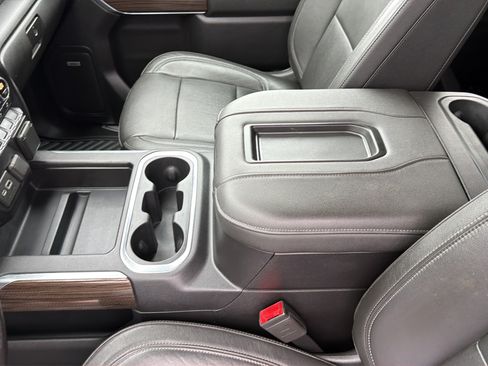 Used 2019 Chevrolet Silverado 1500 RST AWD/4WD image 22