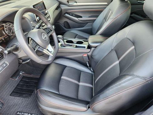 Used 2023 Nissan Altima 2.5 SR image 13