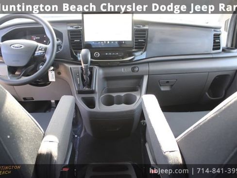 Used 2023 Ford Transit 350 XLT image 22