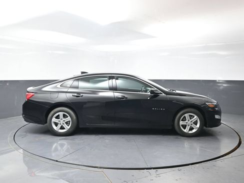 Used 2024 Chevrolet Malibu LT FWD image 3