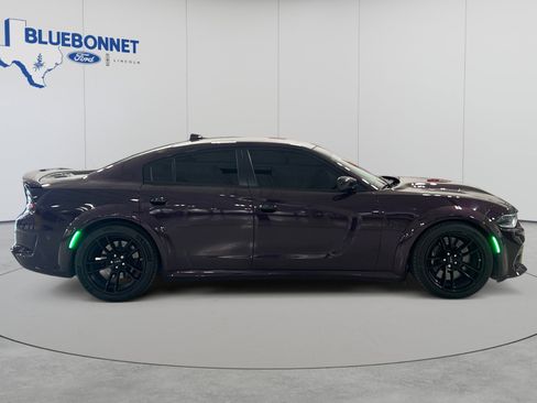 Used 2022 Dodge Charger SRT Hellcat w/ Harman/Kardon Audio Group RWD image 4