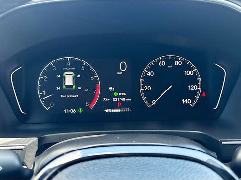Used 2025 Honda Pilot EX-L image 12