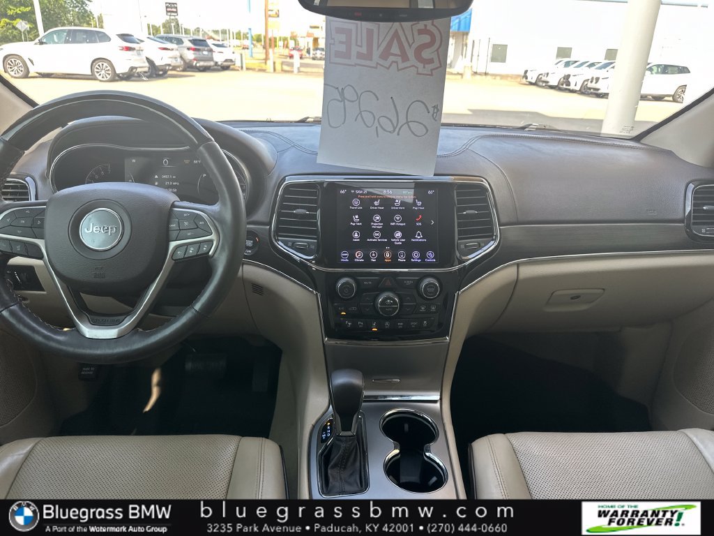 Used 2020 Jeep Grand Cherokee Overland AWD/4WD image 11
