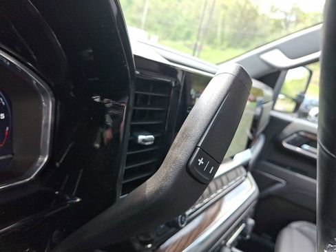 Used 2025 Chevrolet Silverado 2500 LT w/ Trail Boss Package AWD/4WD image 14