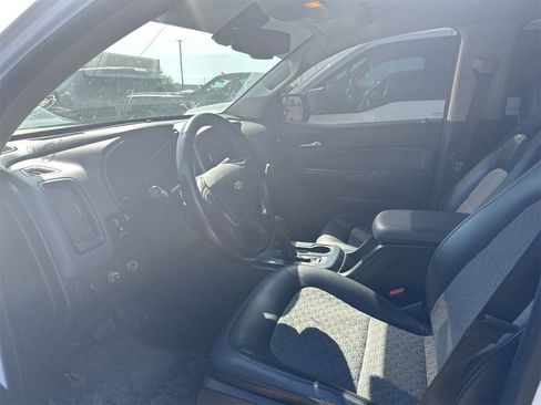 Used 2016 Chevrolet Colorado Z71 image 9