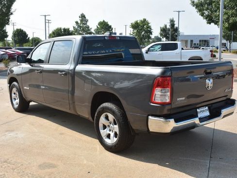 Used 2022 RAM 1500 Big Horn AWD/4WD image 9
