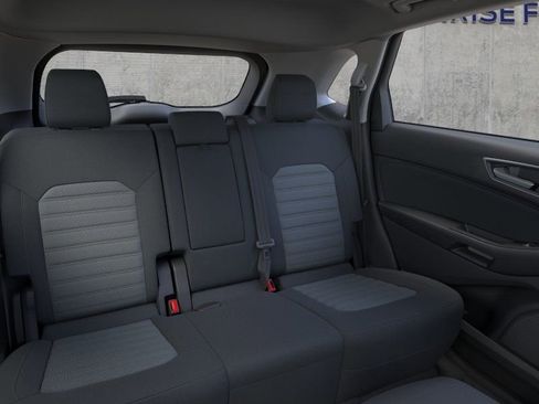 New 2024 Ford Edge SE image 11