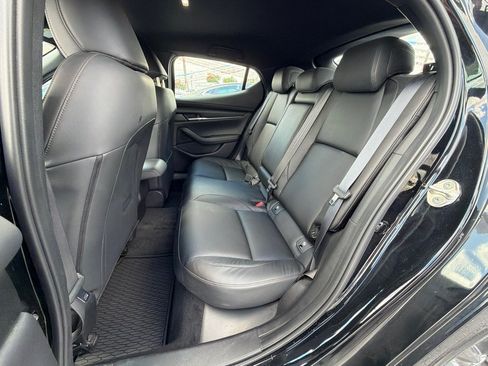 Used 2023 MAZDA MAZDA3 s FWD image 28