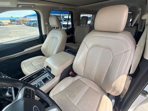 Used 2022 Ford Expedition Max Limited RWD image 16