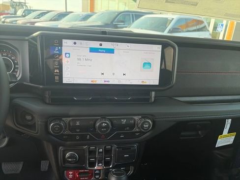 New 2026 Jeep Gladiator Rubicon image 40