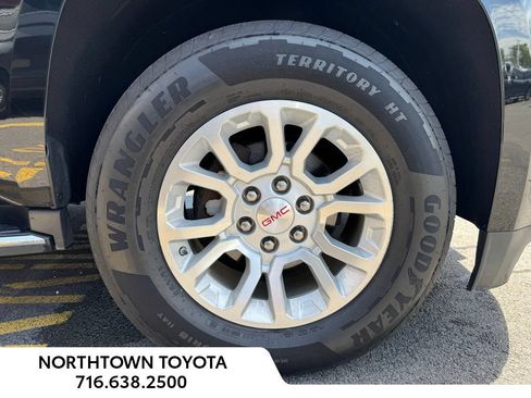 Used 2020 GMC Yukon SLT AWD/4WD image 25
