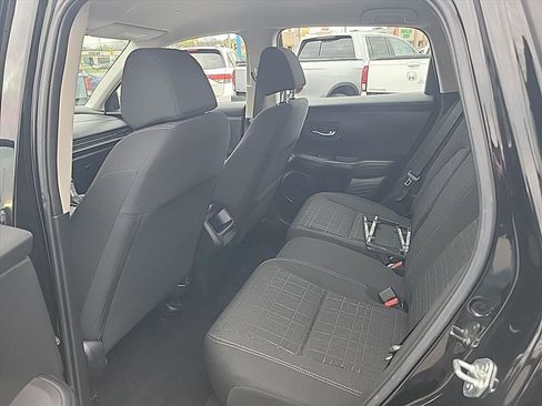 Used 2024 Honda HR-V LX image 15