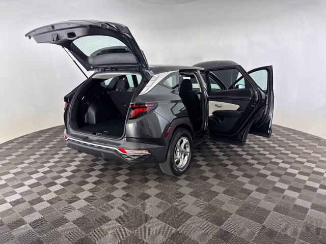 Certified 2024 Hyundai Tucson SE FWD image 18