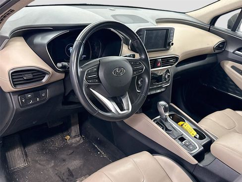 Used 2019 Hyundai Santa Fe Limited image 7