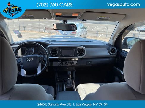 Used 2016 Toyota Tacoma SR5 w/ SR5 Appearance Package (SN) image 24