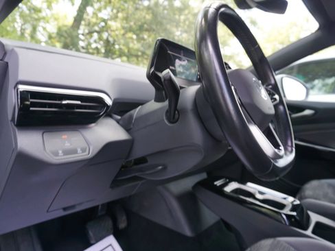 Used 2021 Volkswagen ID.4 Pro RWD image 29
