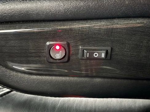 Used 2021 Chevrolet Express 2500 image 38