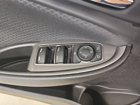 Certified 2022 Chevrolet Malibu LT FWD image 32